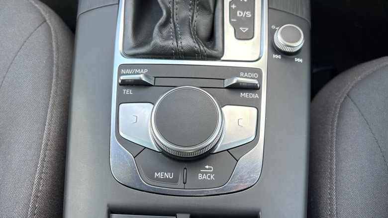 Audi A3 35 TFSI SE Technik 5dr S Tronic Petrol Hatchback